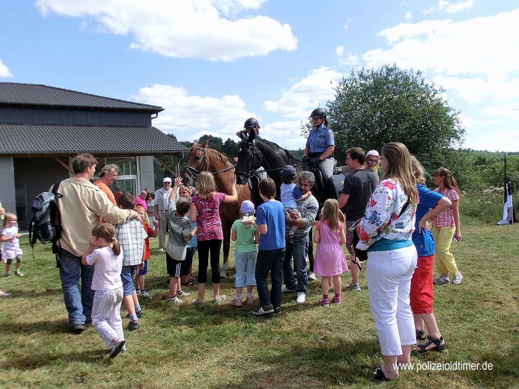 Sommerfest-Polizeioldtimer-Museum_2012 (4).jpg